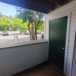 600 Reusens Rd