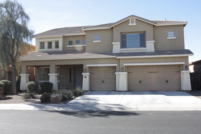 2413 E Park View Ln in Phoenix, AZ - Building Photo - Building Photo