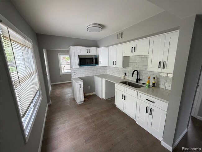 property at 21631 Colgate St