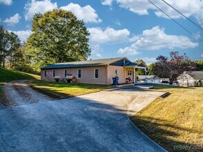 4823 Calico Rd in Lenoir, NC - Building Photo - Building Photo