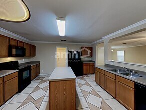 7915 Maple Leaf in San Antonio, TX - Building Photo - Building Photo