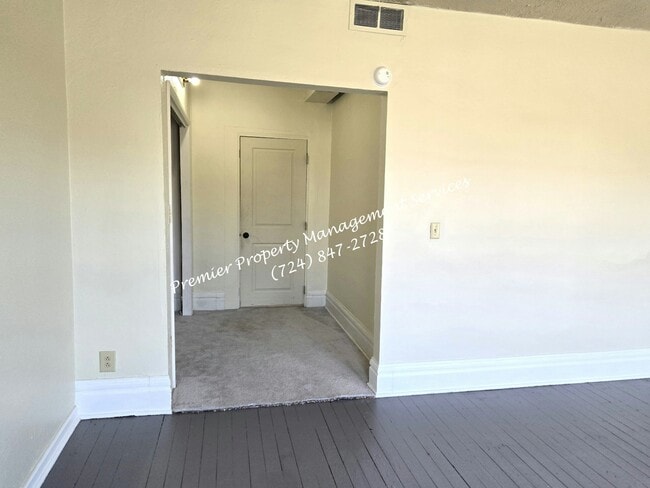 1015 S Mill St in New Castle, PA - Building Photo - Building Photo
