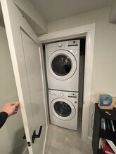 11 Pomeroy St, Unit 11 in Boston, MA - Foto de edificio - Building Photo