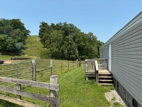 615 Lonesome Pine Trail in Greeneville, TN - Building Photo - Building Photo