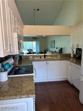 321 Robin Hood Cir in Naples, FL - Building Photo - Building Photo