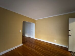 60 Elm St in Worcester, MA - Building Photo - Building Photo