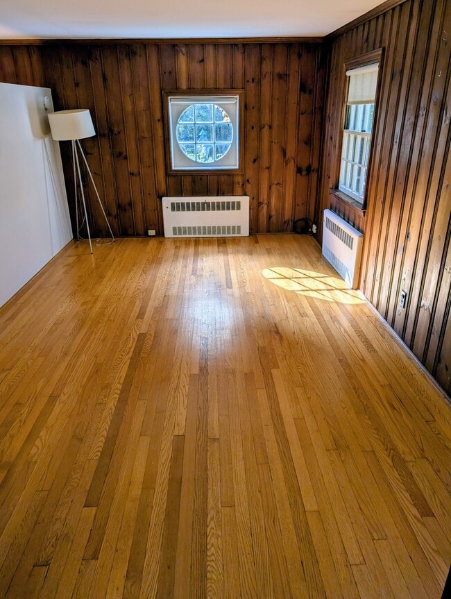 2 Weston Rd, Unit B in Westport, CT - Foto de edificio - Building Photo