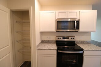 757 Whitney Rd in Mocksville, NC - Building Photo - Building Photo