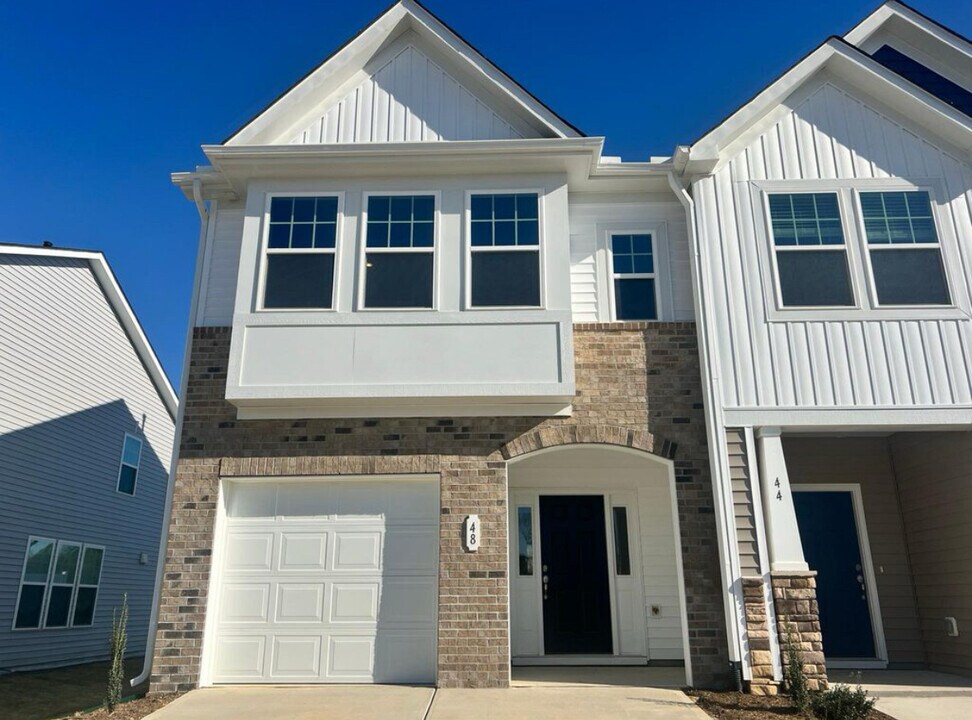48 Begonia St in Angier, NC - Building Photo