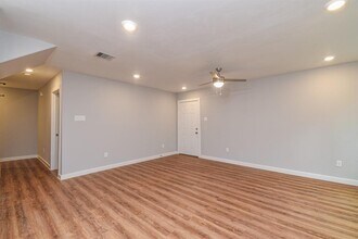 6008 Wedgefield St in Houston, TX - Building Photo - Building Photo
