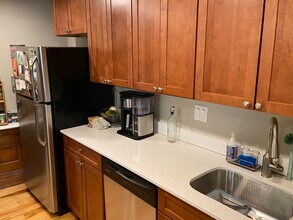 17 Bow St, Unit uni21 1-bed 1-bath in Somerville, MA - Building Photo - Building Photo