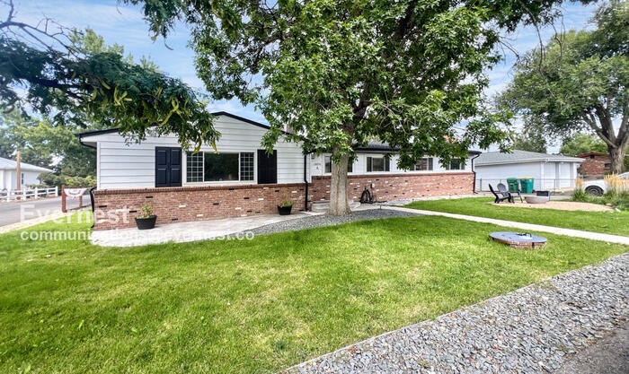 14195 W 50th Ave in Golden, CO - Building Photo