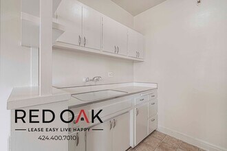 570 N Rossmore Ave in Los Angeles, CA - Building Photo - Building Photo