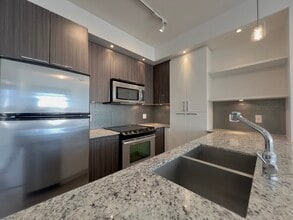 20211 66 Av in Langley, BC - Building Photo - Building Photo