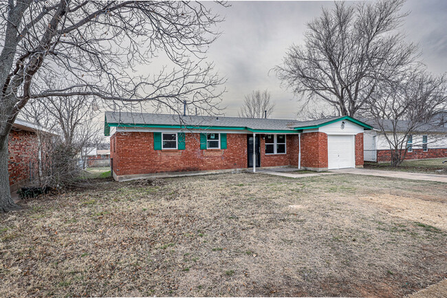 1620 NW 48th St in Lawton, OK - Building Photo - Building Photo