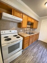 128 W Lilac Ln in Midwest City, OK - Building Photo - Building Photo