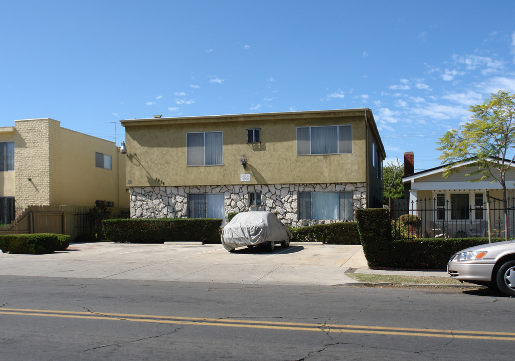 3836-3838 Chamoune Ave in San Diego, CA - Building Photo