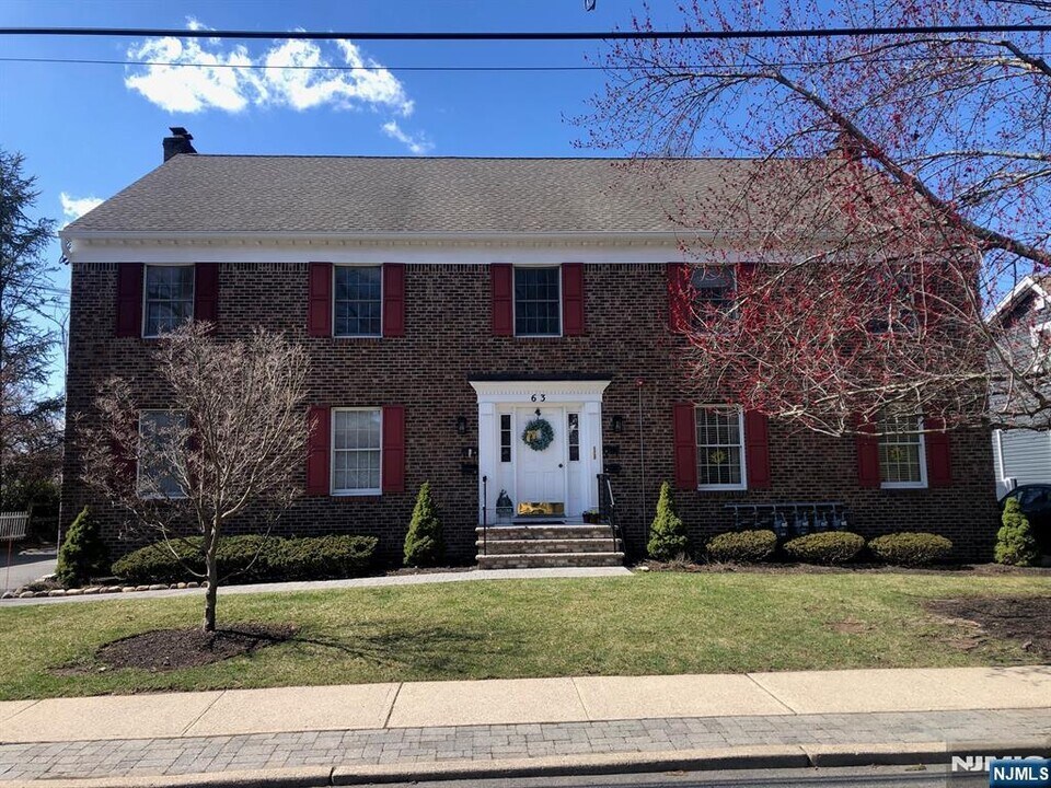 63 Church St in Ramsey, NJ - Building Photo