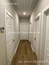 96 Avalon Wy in Clanton, AL - Foto de edificio - Building Photo