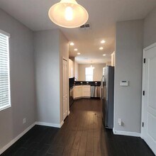 5313 Northlawn Way in Orlando, FL - Building Photo - Building Photo