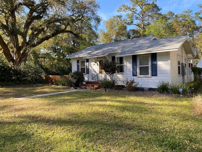 property at 716 NE 10th Ave
