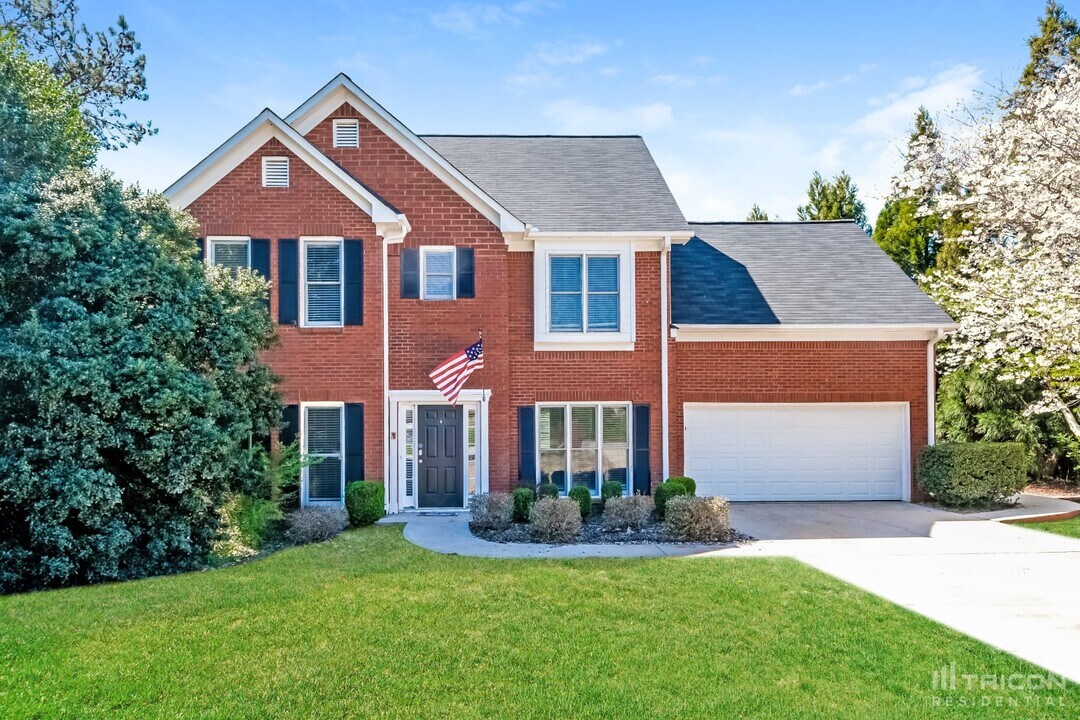 1101 Cameron Rd in Mcdonough, GA - Building Photo