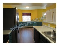 255 Coventry Pl photo'