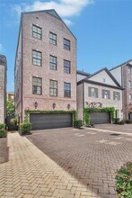 1315 Hunters Meadow Ln in Houston, TX - Building Photo - Building Photo