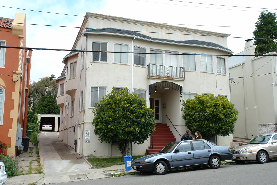 2517 Virginia St in Berkeley, CA - Building Photo