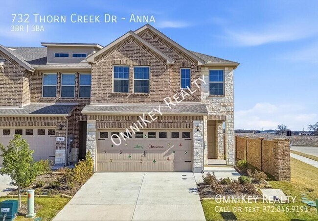 732 Thorn Crk Dr