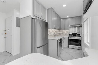 318 E 62nd St, Unit 5A in New York, NY - Foto de edificio - Building Photo