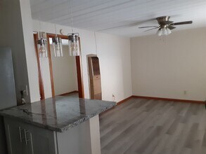 87 E 4th Ave in Columbus, OH - Building Photo - Building Photo