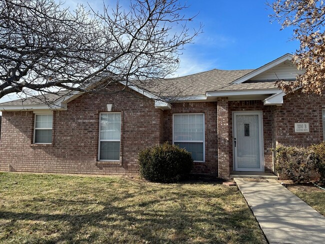 property at 3200 Hansford Dr