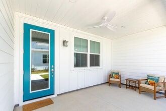 8651 Sand dollar Dr in Panama City Beach, FL - Building Photo - Building Photo