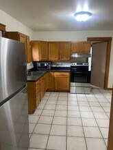 4 Grove St in Evansville, WI - Building Photo - Building Photo