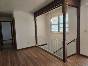 824 Dondee Dr in Manhattan, KS - Building Photo - Building Photo