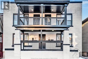 277 Rankin Ave in Windsor, ON - Building Photo
