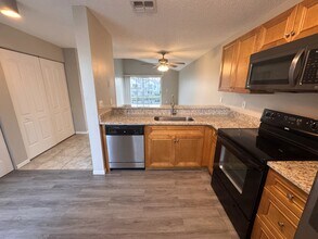 2544 Woodgate Blvd in Orlando, FL - Building Photo - Building Photo