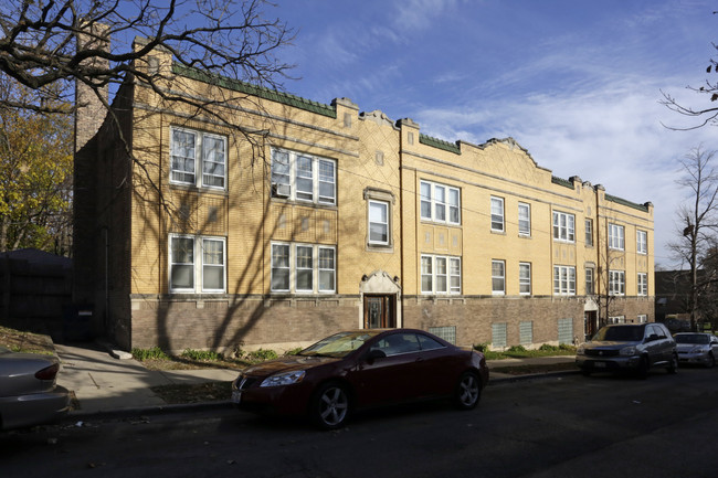 6244-6258 W Wabansia Ave in Chicago, IL - Building Photo - Building Photo