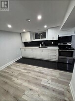 4055 Ellesmere Rd in Toronto, ON - Building Photo