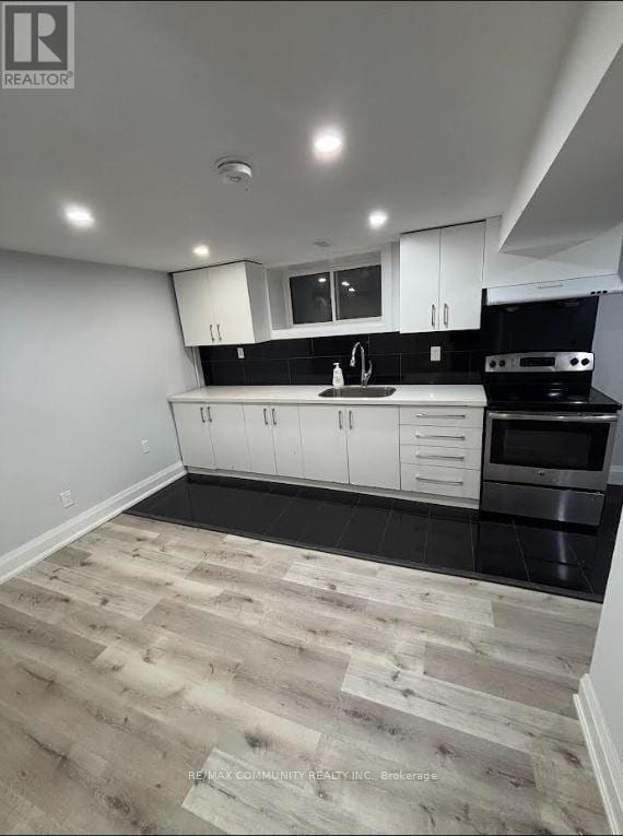 property at 4055 Ellesmere Rd
