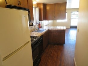 313 Cypress Ave in Santa Cruz, CA - Building Photo - Building Photo