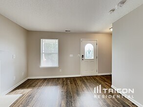 345 Hunslet Cir in Charlotte, NC - Building Photo - Building Photo