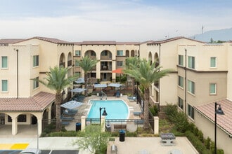 Metro View in Rialto, CA - Building Photo - Building Photo