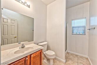 8495 Cerritos Ct in Las Vegas, NV - Building Photo - Building Photo