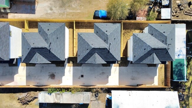 8025 Peachtree St in Houston, TX - Building Photo - Building Photo