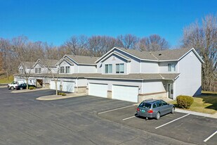 Regency Park in St. Cloud, MN - Building Photo