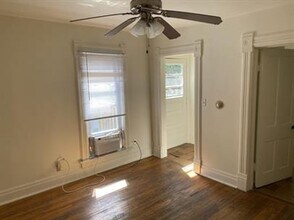 512 W University Ave in Champaign, IL - Building Photo - Building Photo