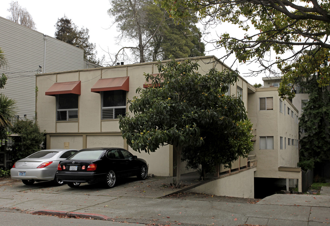 380 Adams St in Oakland, CA - Building Photo