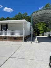 304 MacDonald Blvd in Havelock, NC - Building Photo - Building Photo